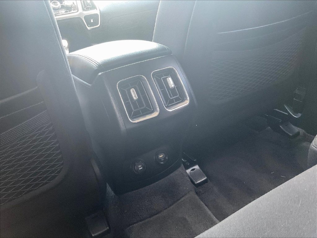 Used 2022 Kia Sorento LX FWD image 10