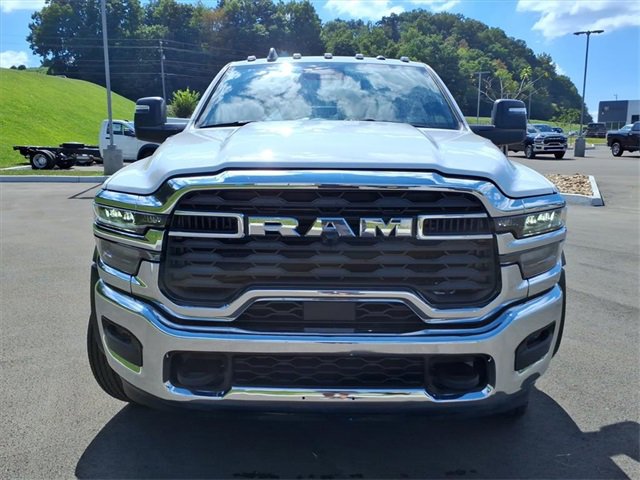 New 2026 RAM 4500 Tradesman w/ Chrome Appearance Group image 3