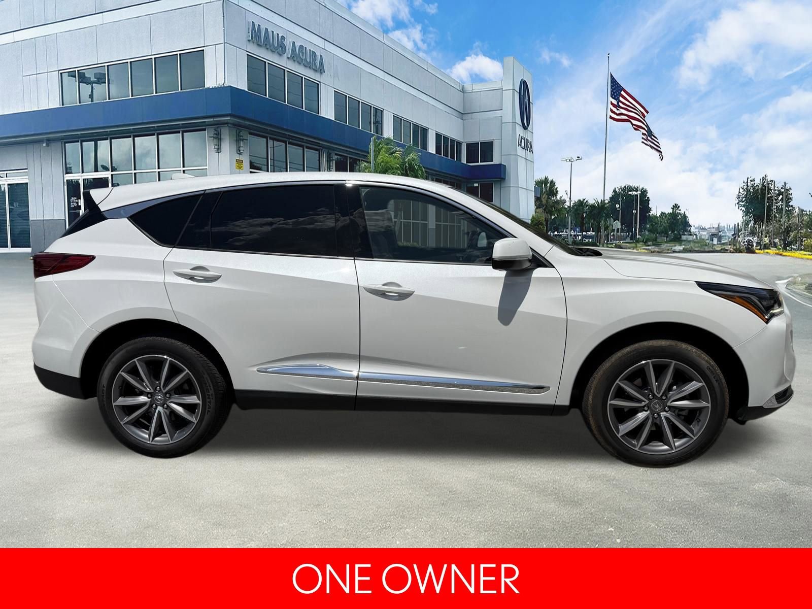 Used 2023 Acura RDX w/ Technology Package FWD image 4