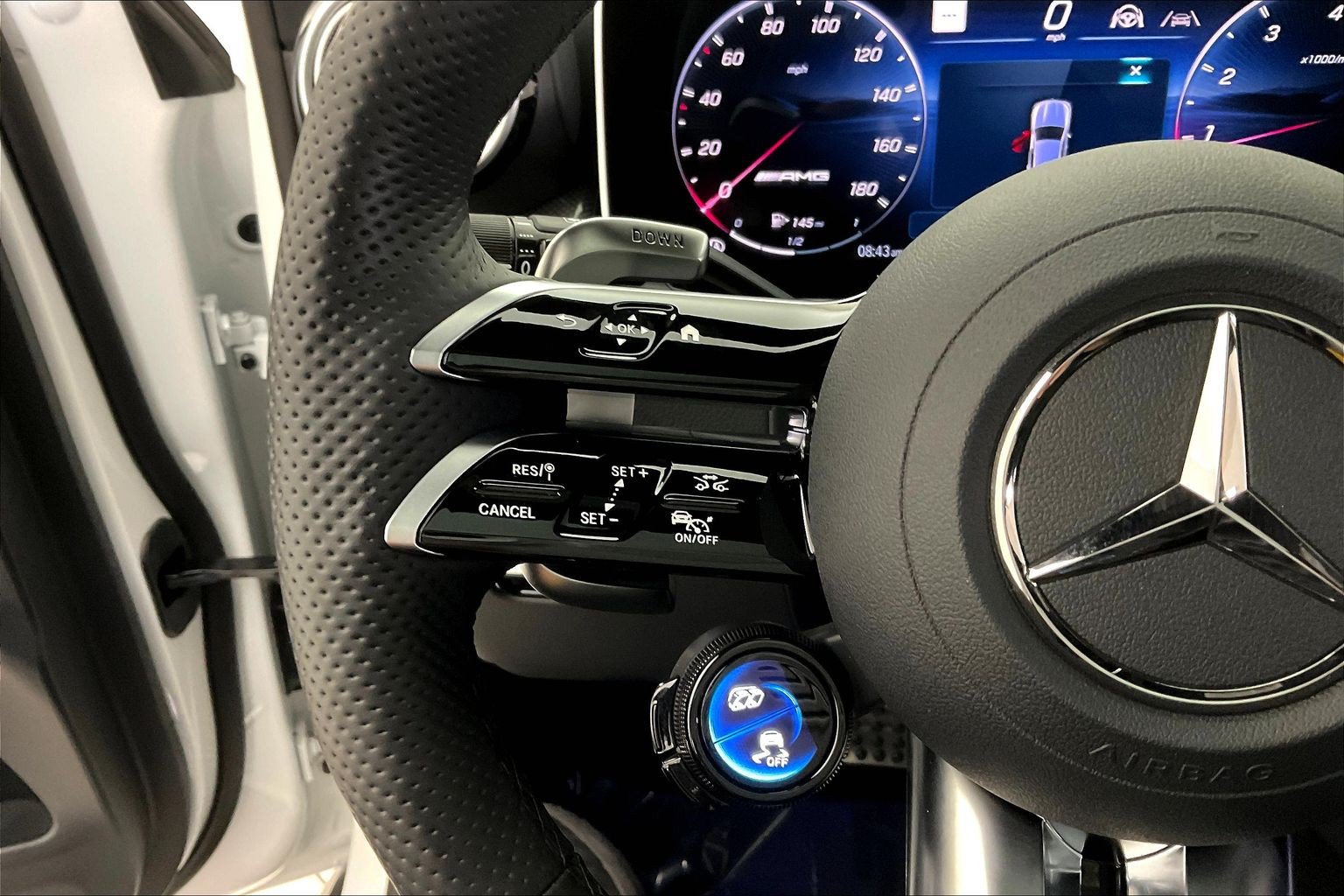 Certified 2025 Mercedes-Benz GLC 43 AMG 4MATIC image 11