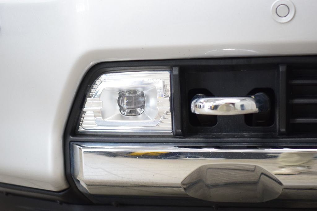 Used 2022 Chevrolet Silverado 3500 High Country w/ LPO, Hitch Package AWD/4WD image 14
