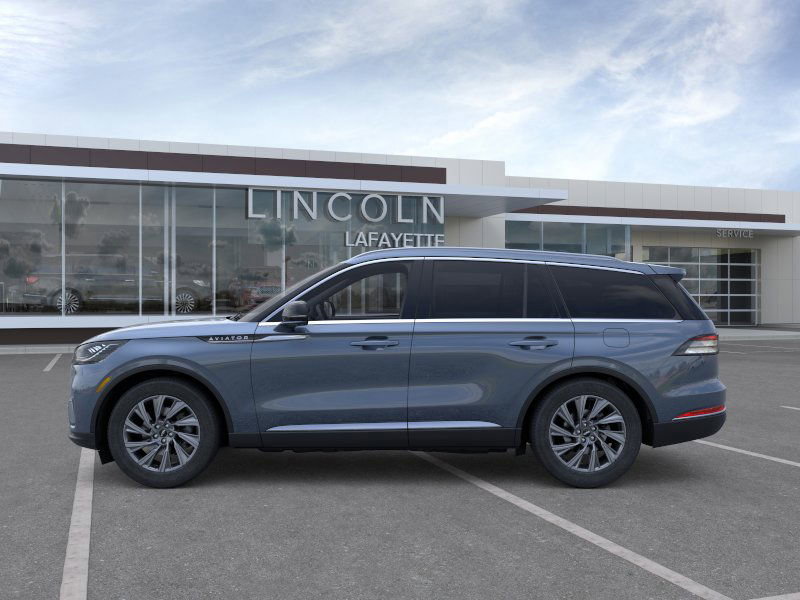 New 2026 Lincoln Aviator Premiere image 3