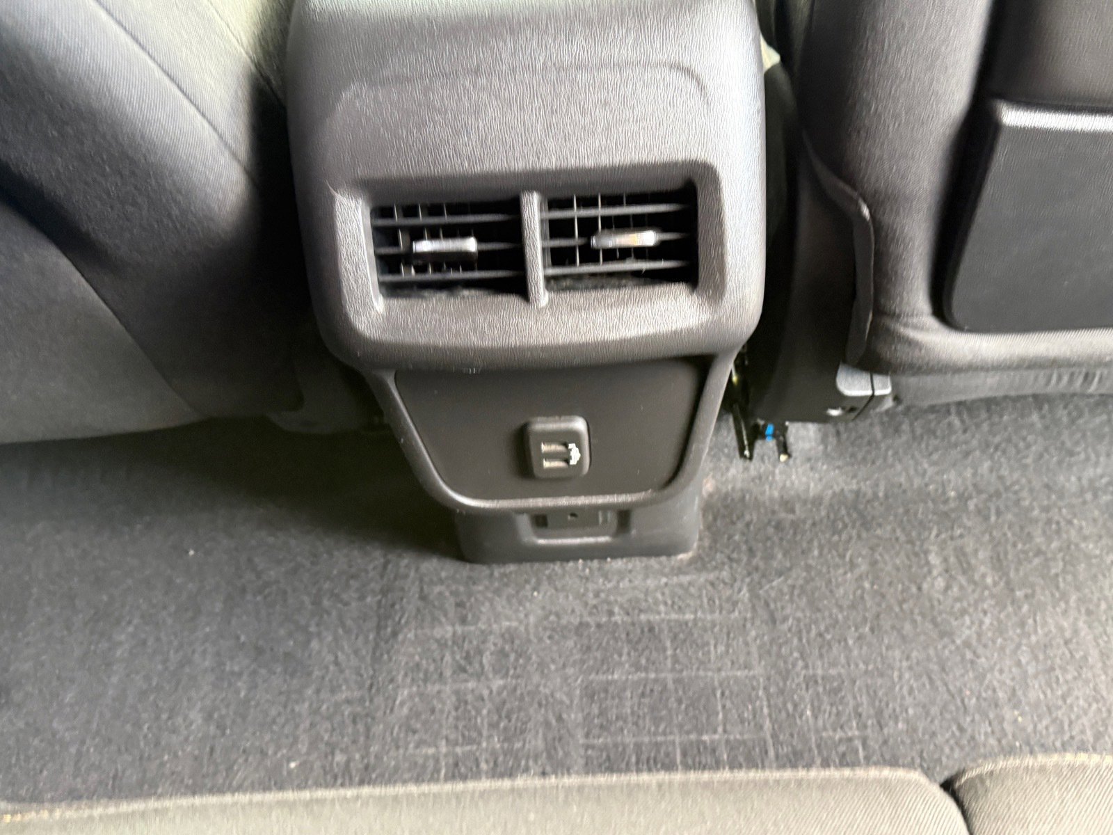 Used 2021 GMC Terrain SLE w/ Driver Convenience Package image 14