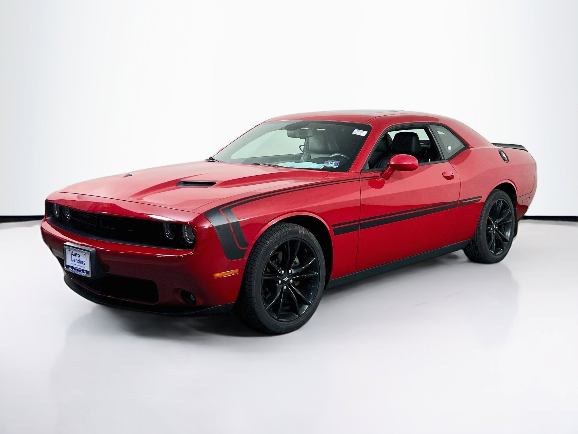 Used 2018 Dodge Challenger SXT Plus image 1