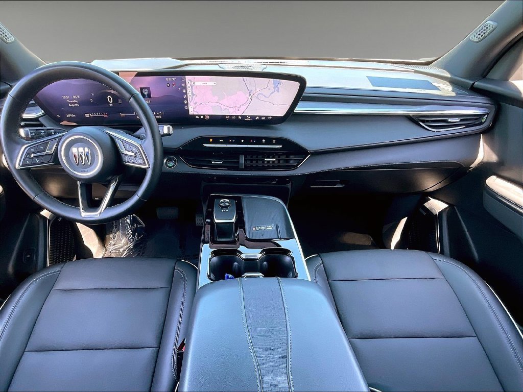 Used 2025 Buick Enclave Preferred AWD/4WD image 21