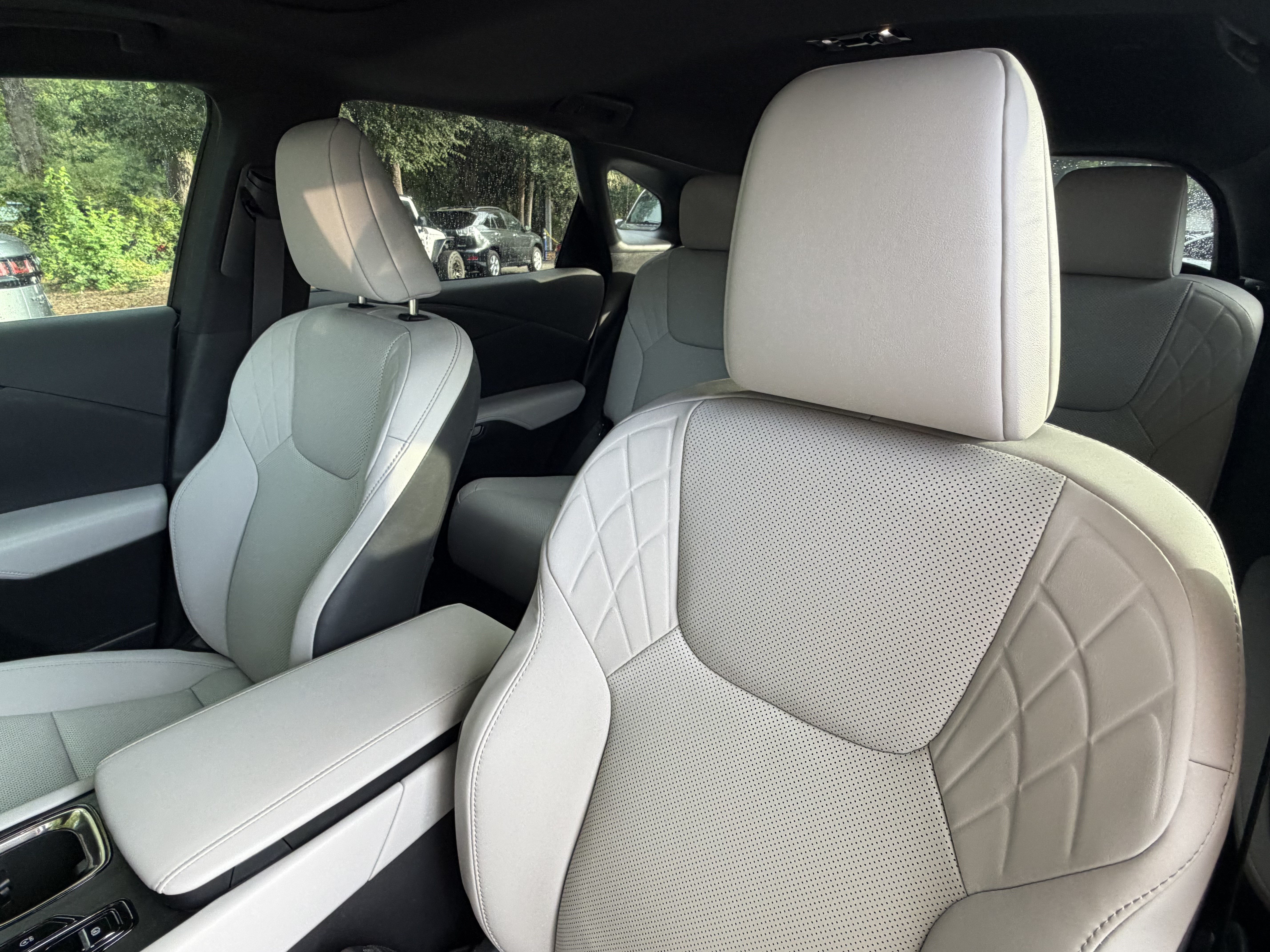 Certified 2025 Lexus RX 350 Premium w/ Convenience Package FWD image 17