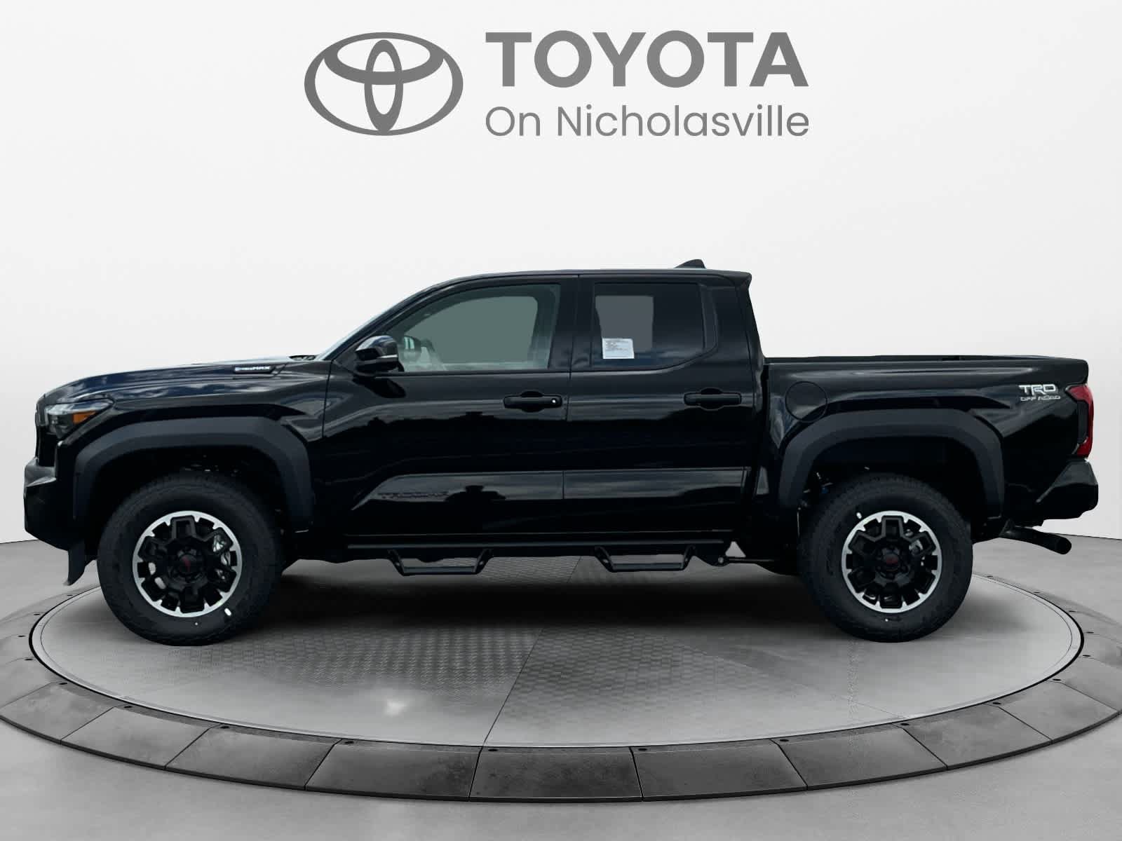 New 2026 Toyota Tacoma TRD Off-Road AWD/4WD image 2