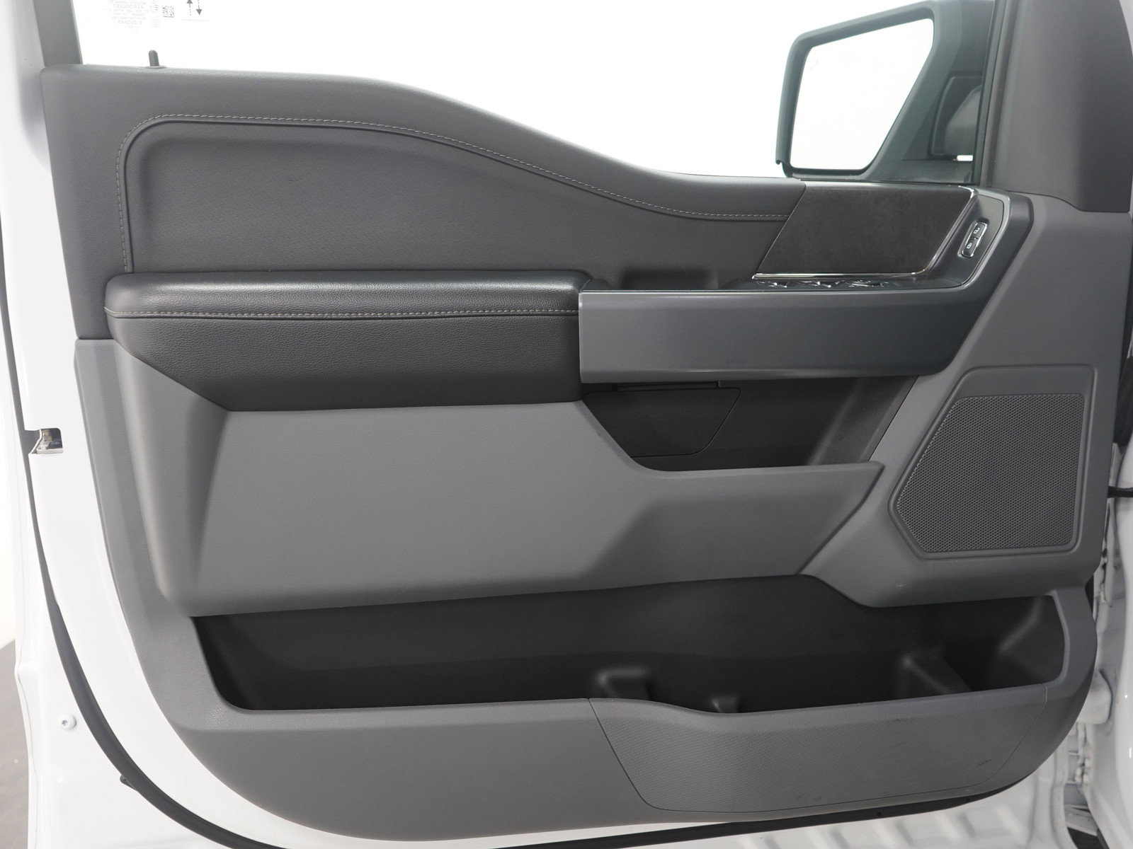 Used 2024 Ford F150 XLT w/ Tow/Haul Package image 20