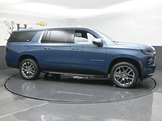 New 2026 Chevrolet Suburban Premier w/ Sun And Tow Package