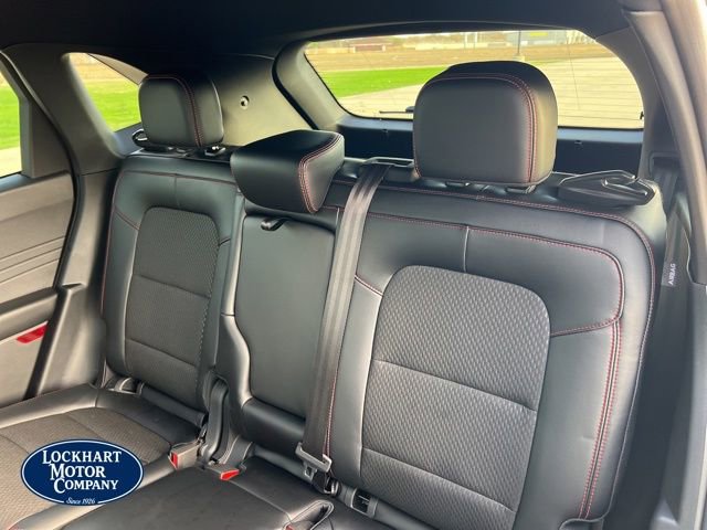 New 2025 Ford Escape ST-Line w/ Equipment Group 301A image 14