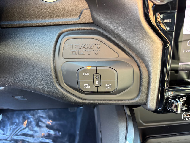 New 2027 RAM 3500 Laramie AWD/4WD image 18