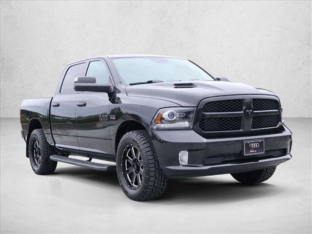Used 2017 RAM 1500 Sport RWD image 3