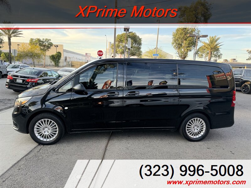 Used 2018 Mercedes-Benz Metris Passenger image 4
