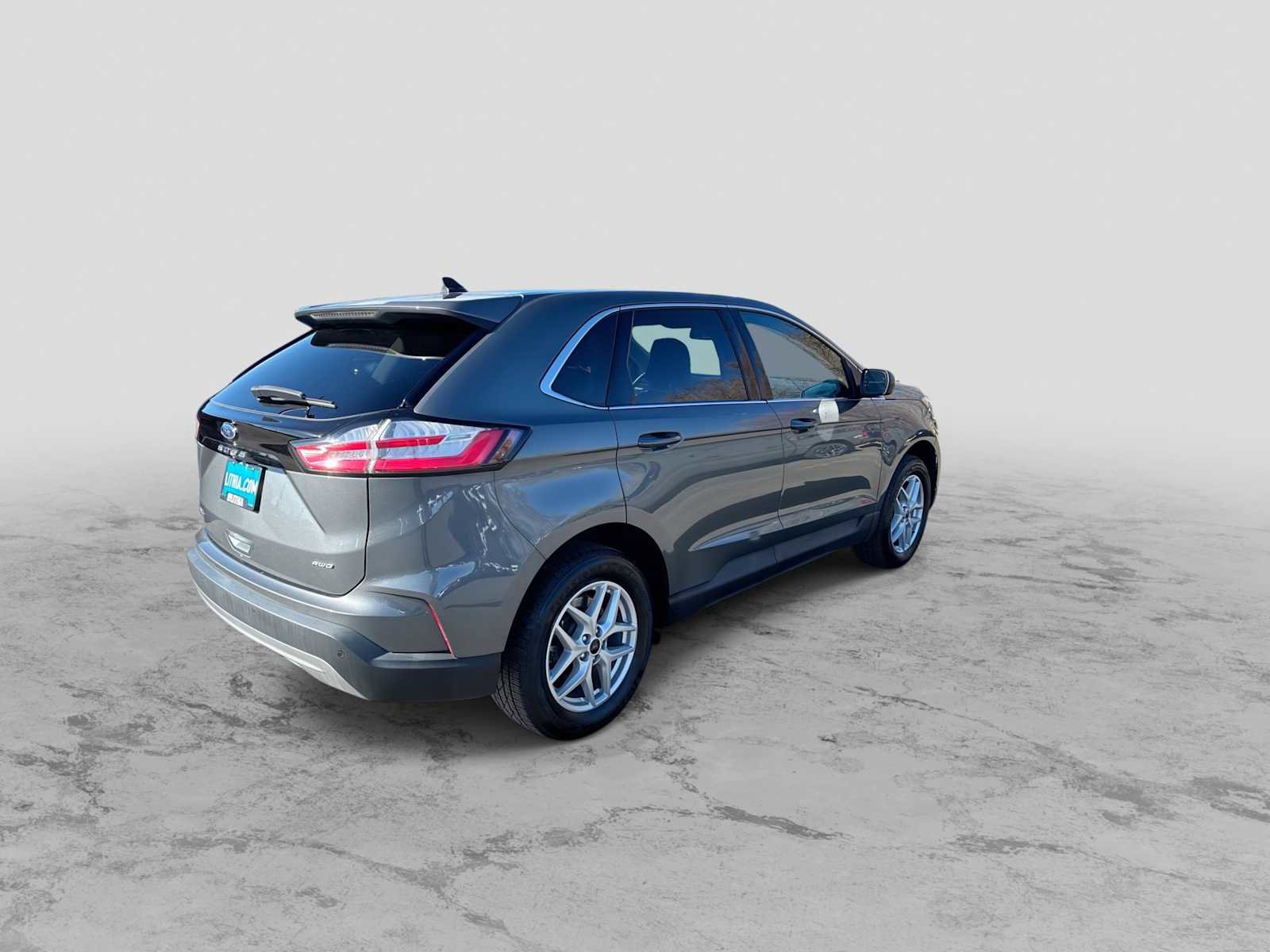 Used 2023 Ford Edge SEL w/ Convenience Package image 8