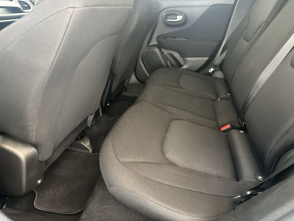 Used 2020 Jeep Renegade Sport w/ Sport Appearance Group image 29