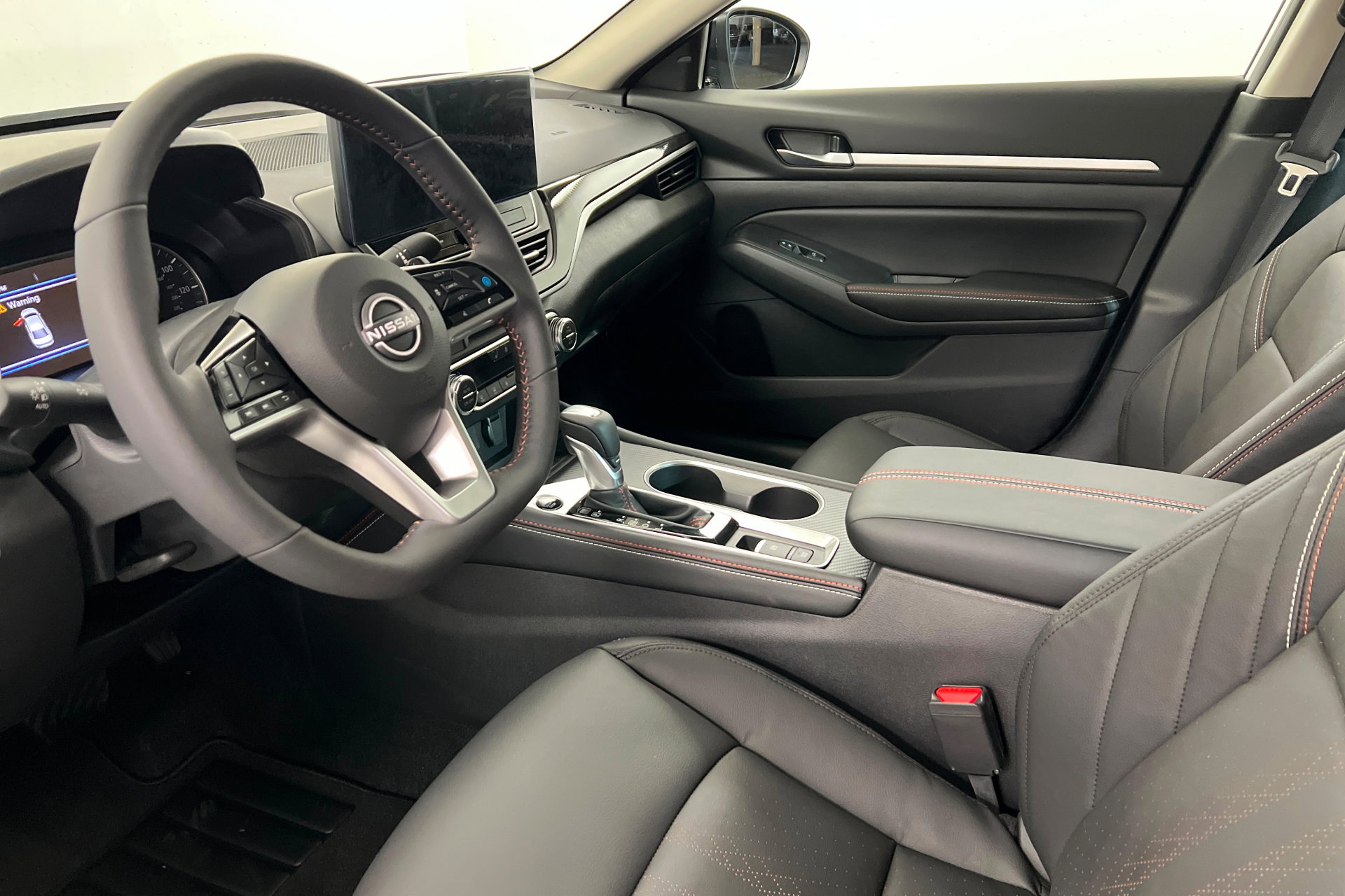 New 2026 Nissan Altima 2.5 SR image 15