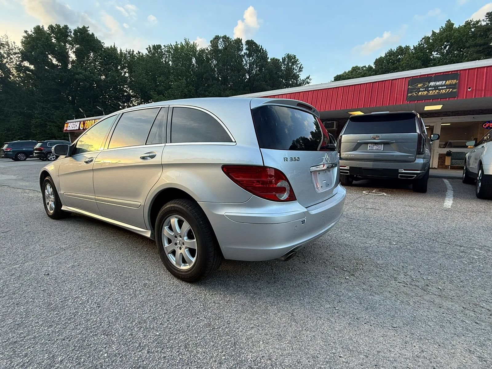 Used 2007 Mercedes-Benz R 350 4MATIC image 5