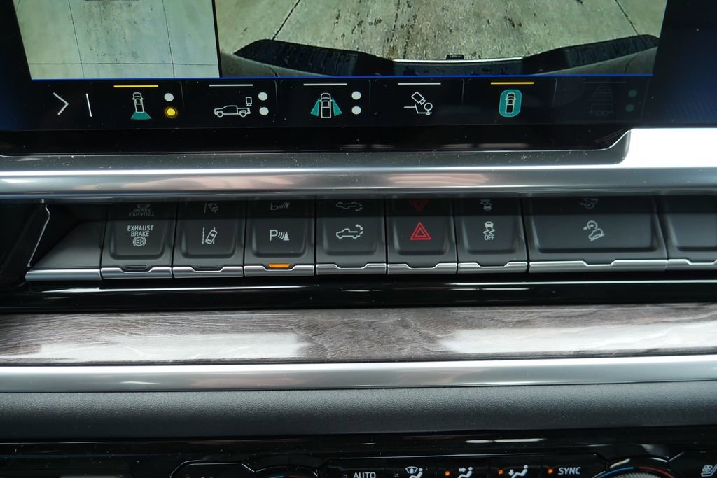 New 2026 Chevrolet Silverado 2500 LTZ w/ LTZ Premium Package image 18