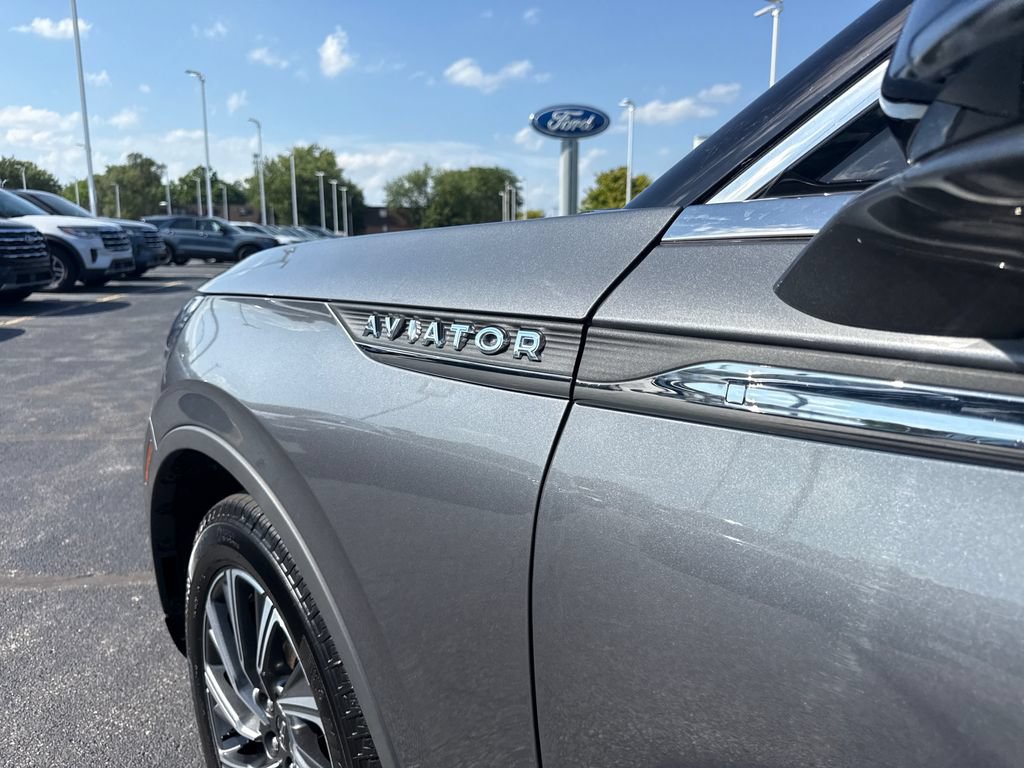 Used 2025 Lincoln Aviator AWD w/ Equipment Group 101A image 24