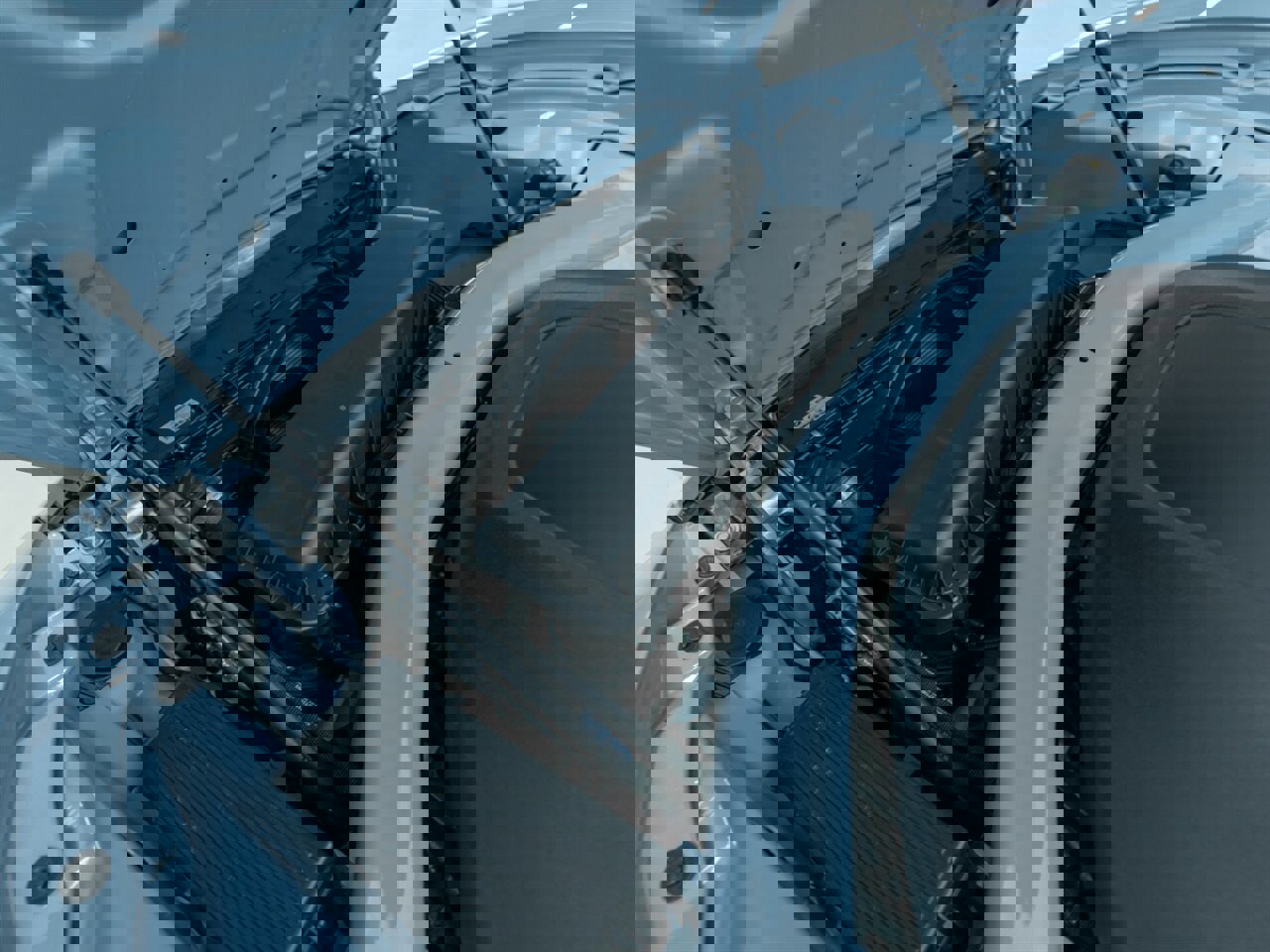 Used 2025 Karma Revero Luxury image 33