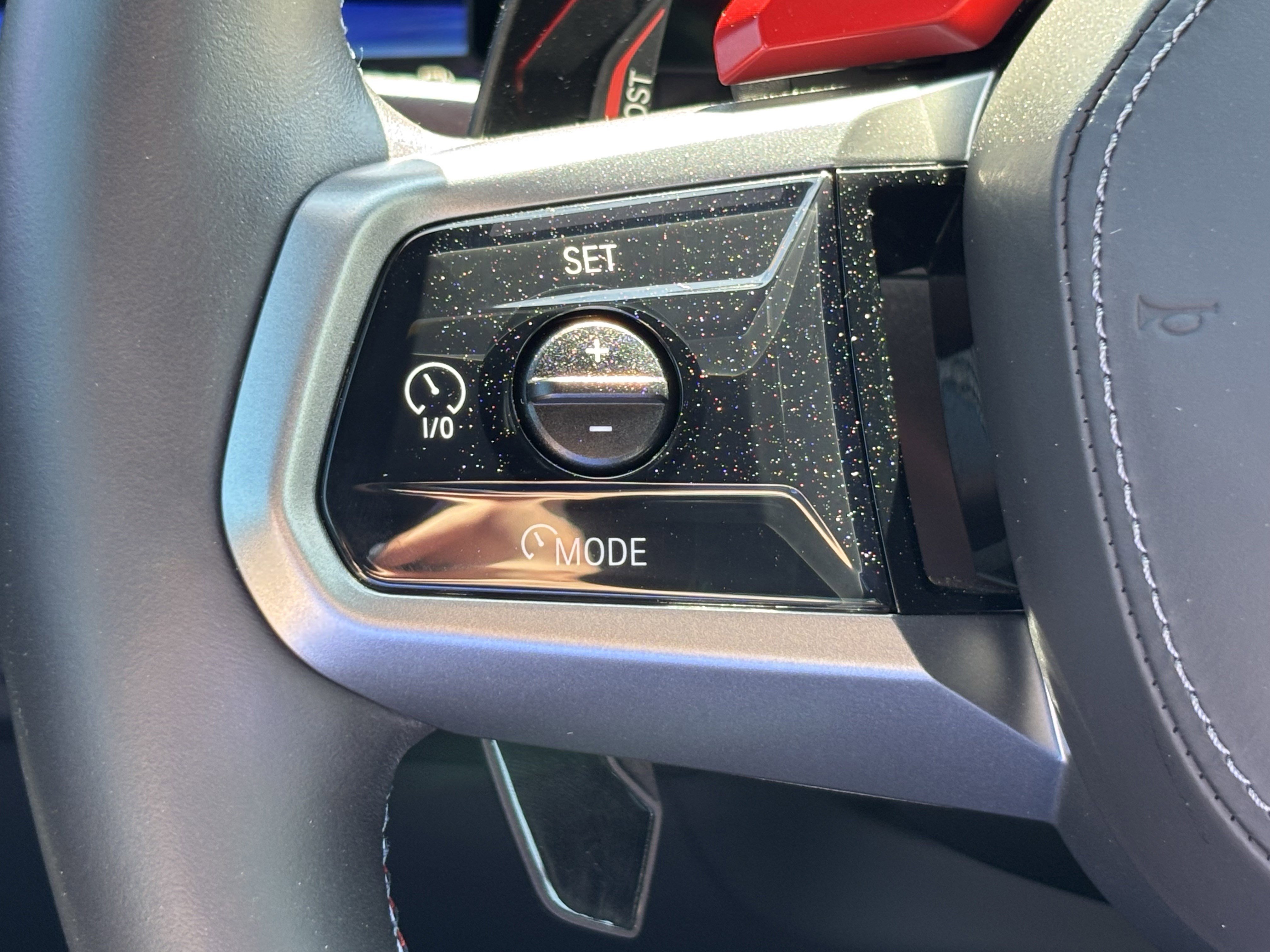 Used 2025 BMW M5 w/ Carbon Package AWD/4WD image 19