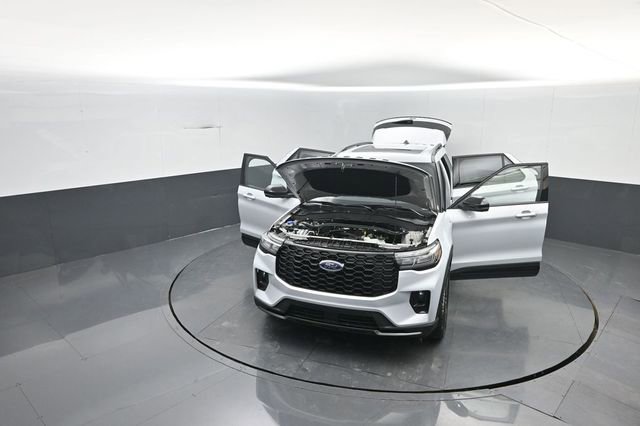 New 2026 Ford Explorer ST-Line w/ ST-Line Street Pack image 37