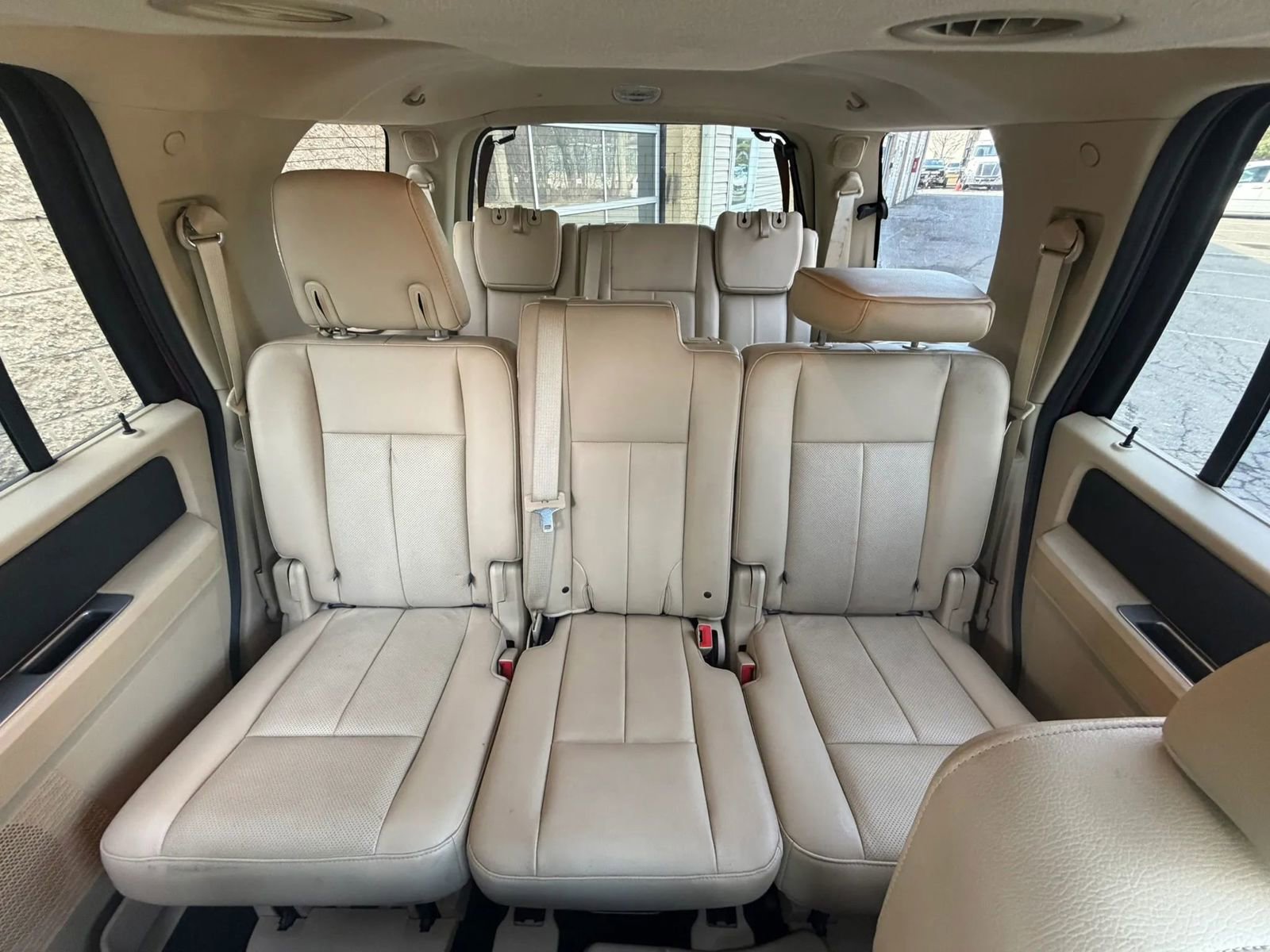 Used 2016 Ford Expedition XLT w/ Equipment Group 202A image 24