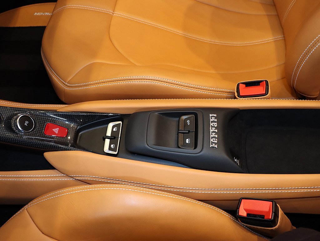 Certified 2022 Ferrari F8 Spider image 81