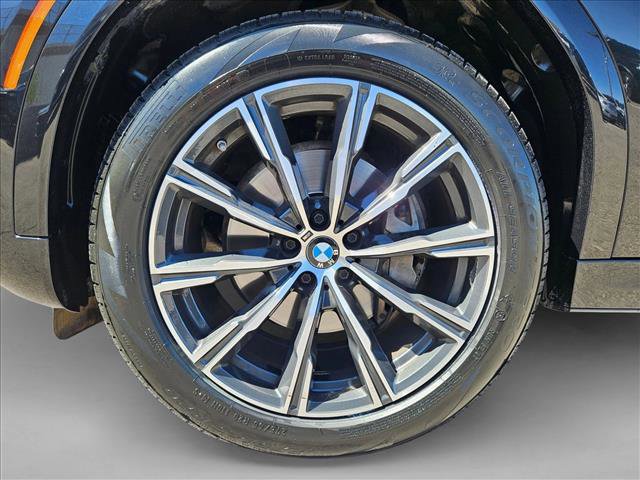 Used 2025 BMW X6 xDrive40i w/ Climate Comfort Package AWD/4WD image 10