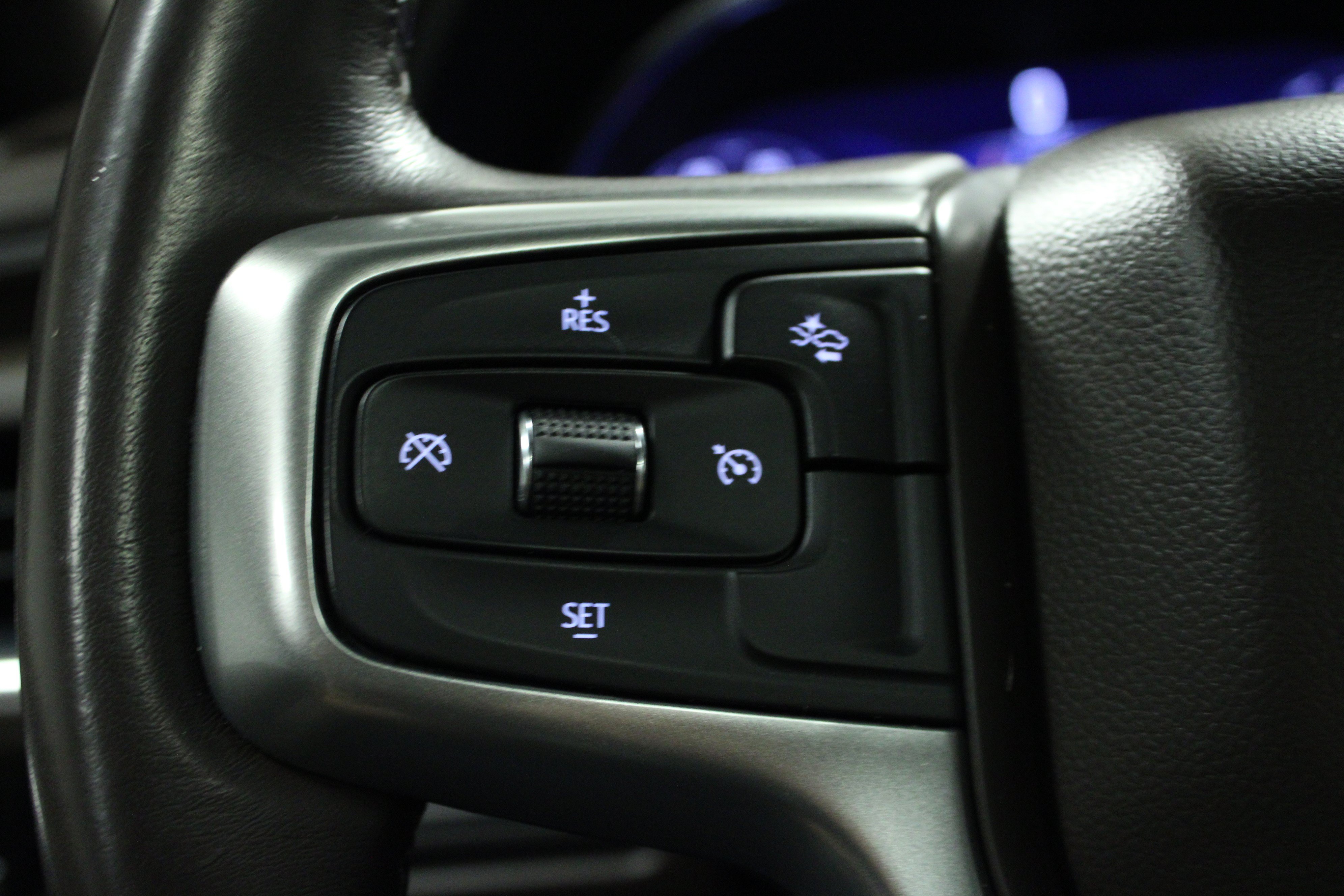 Used 2022 Chevrolet Tahoe Z71 AWD/4WD image 21