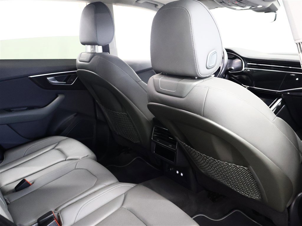 Used 2019 Audi Q8 Premium Plus w/ Premium Plus image 22