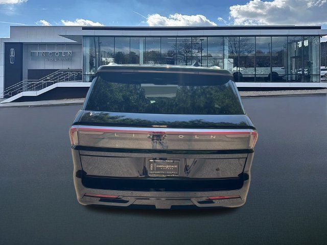 New 2027 Lincoln Navigator L Black Label AWD/4WD image 7