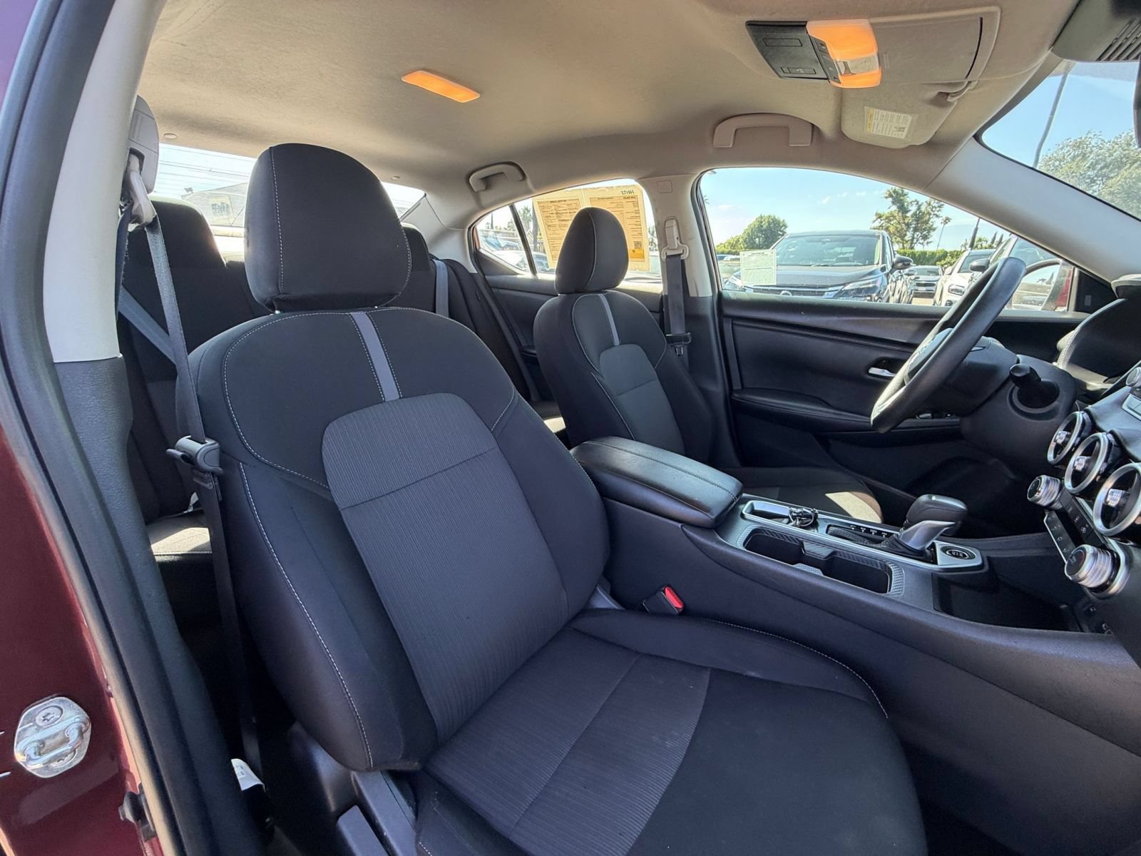 Used 2025 Nissan Sentra SV FWD image 34