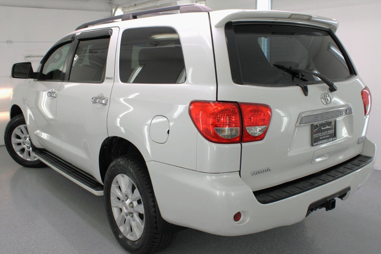 Used 2008 Toyota Sequoia Platinum image 31