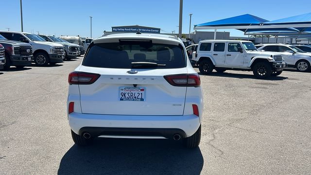 Certified 2023 Ford Escape ST-Line w/ Tech Pack #1 AWD/4WD image 4