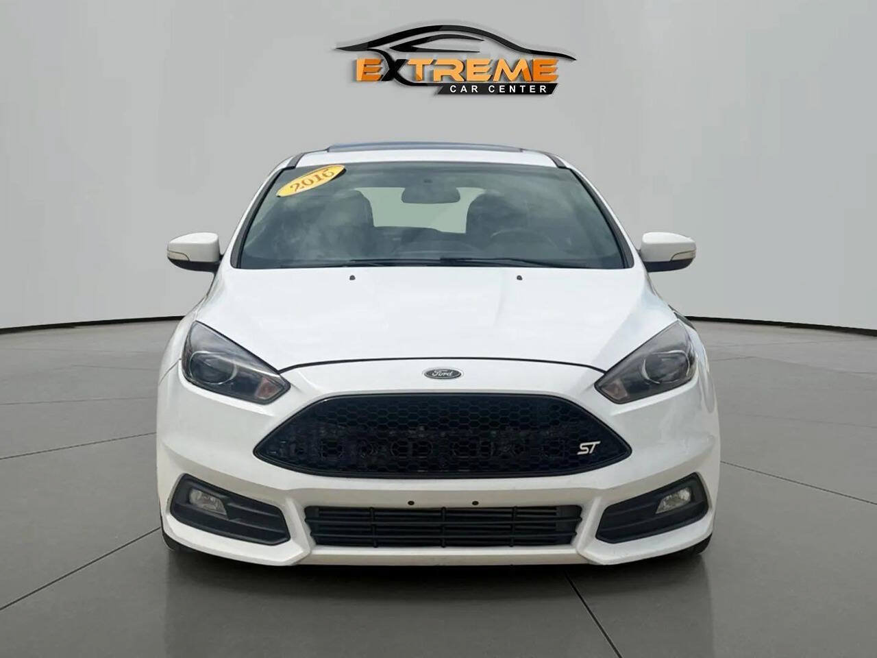 Used 2016 Ford Focus ST w/ Equipment Group 401A FWD image 10