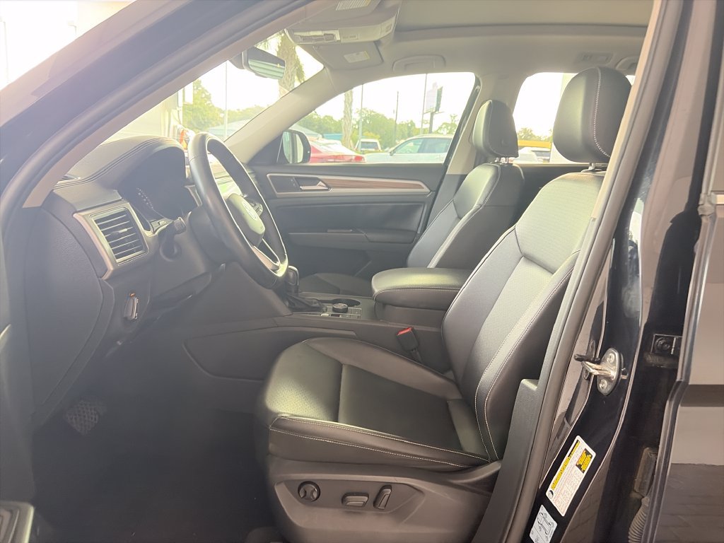 Used 2021 Volkswagen Atlas SE w/ Panoramic Sunroof Package AWD/4WD image 9