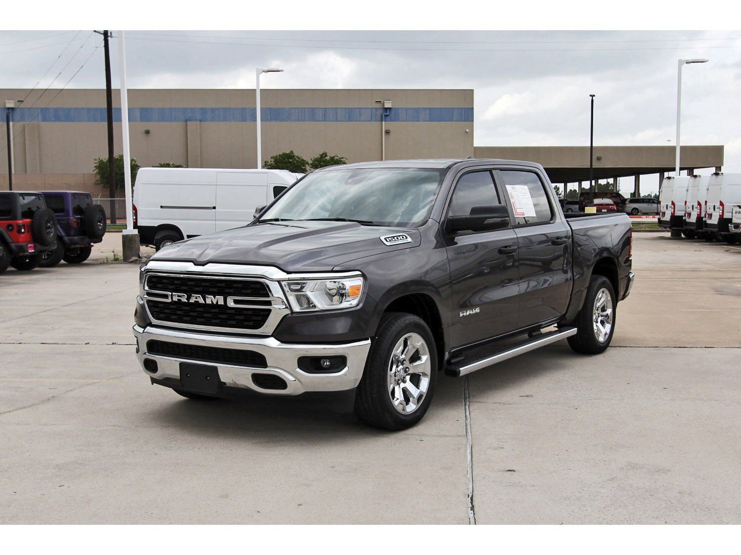 Used 2023 RAM 1500 Lone Star image 3