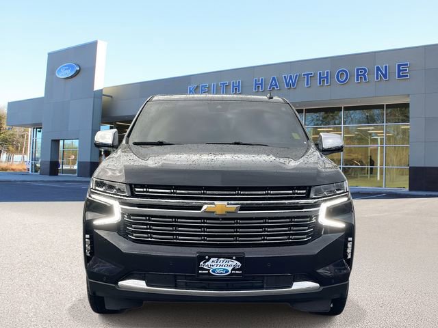 Used 2024 Chevrolet Suburban Premier image 2
