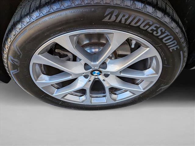 Used 2022 BMW X5 xDrive40i w/ Executive Package image 22