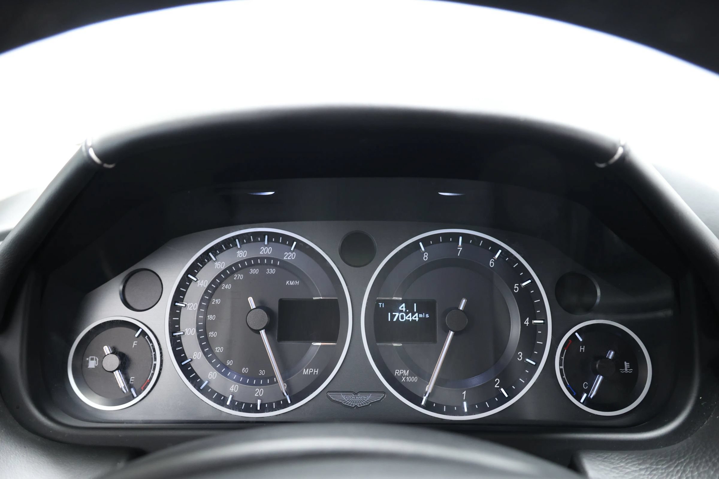 Used 2014 Aston Martin Rapide S RWD image 24