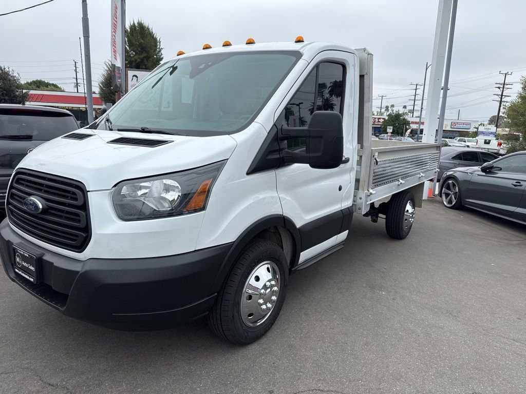 Used 2019 Ford Transit 250 138 RWD image 2