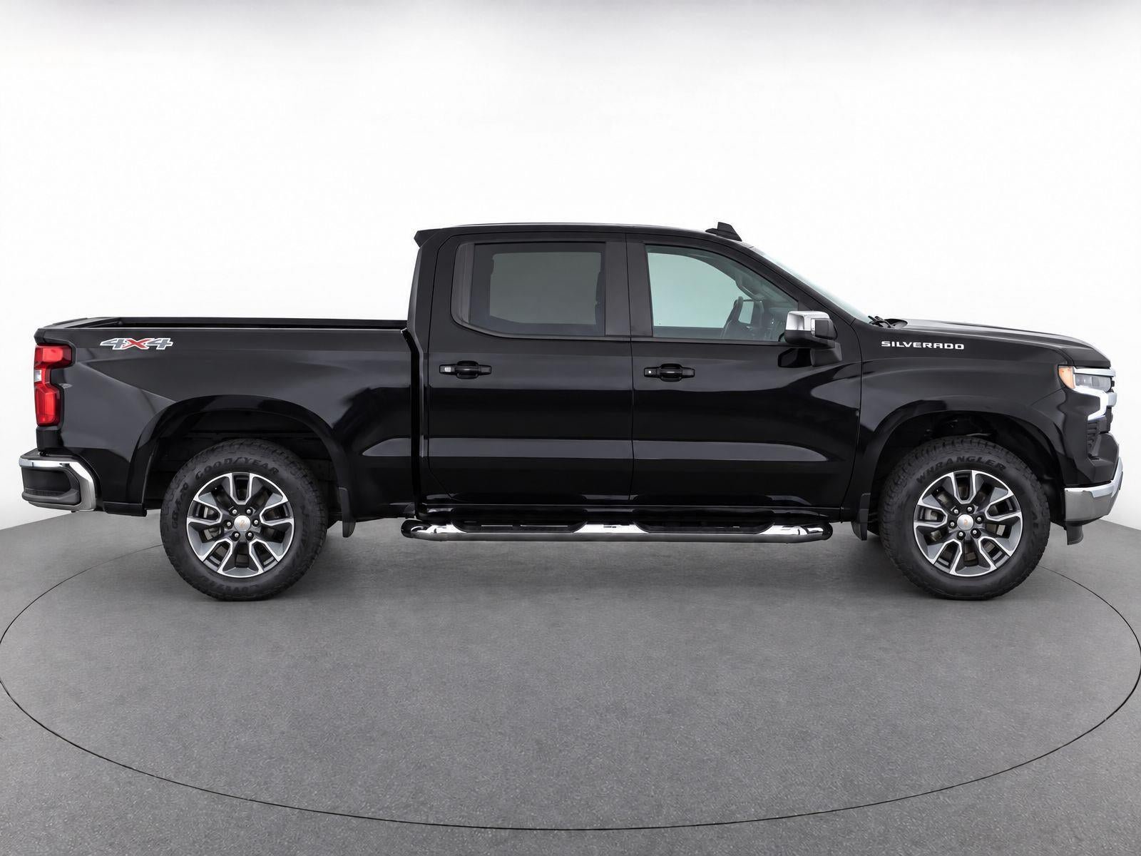 Used 2023 Chevrolet Silverado 1500 LT w/ All Star Edition Plus AWD/4WD image 4