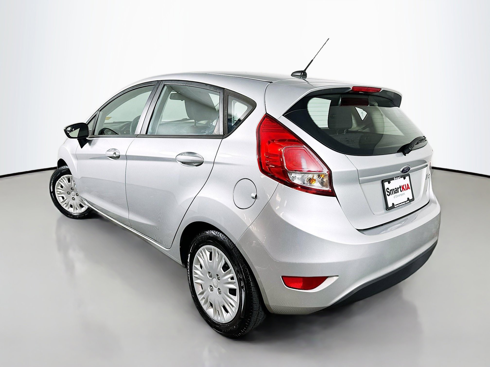 Used 2014 Ford Fiesta S FWD image 5