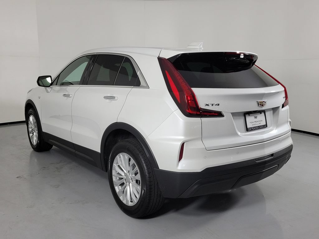 Used 2024 Cadillac XT4 Luxury FWD image 4