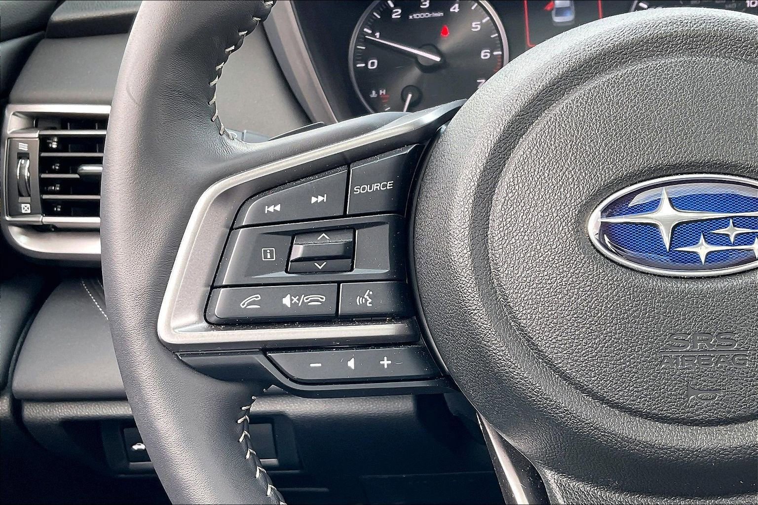 Used 2025 Subaru Legacy Touring XT image 19