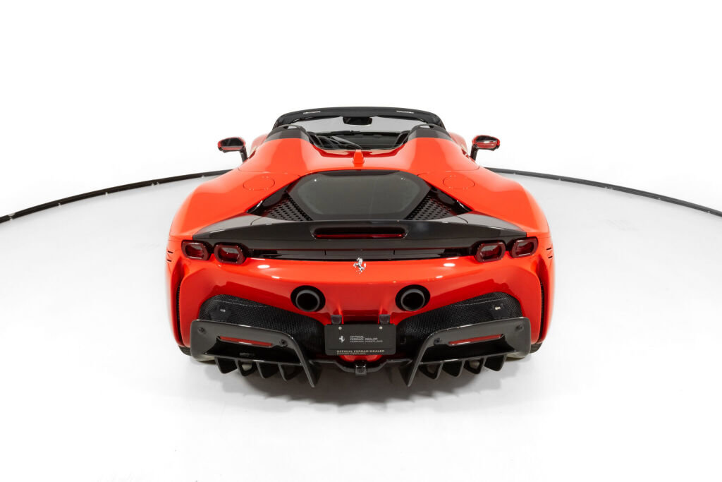Used 2023 Ferrari SF90 Spider AWD/4WD image 19