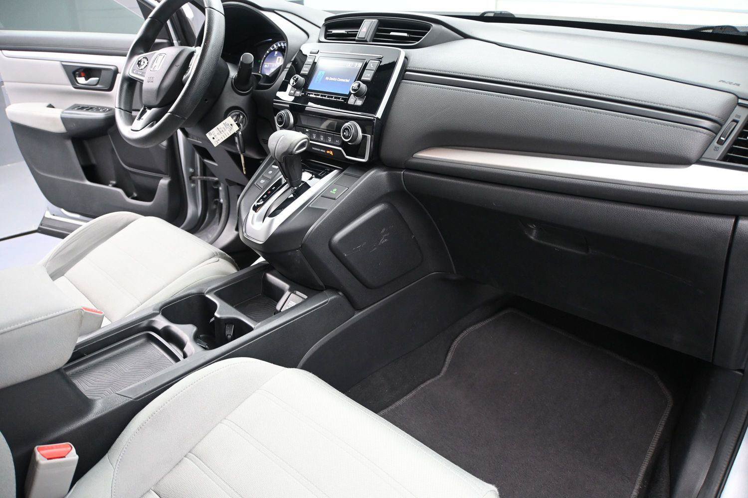 Used 2019 Honda CR-V LX image 17
