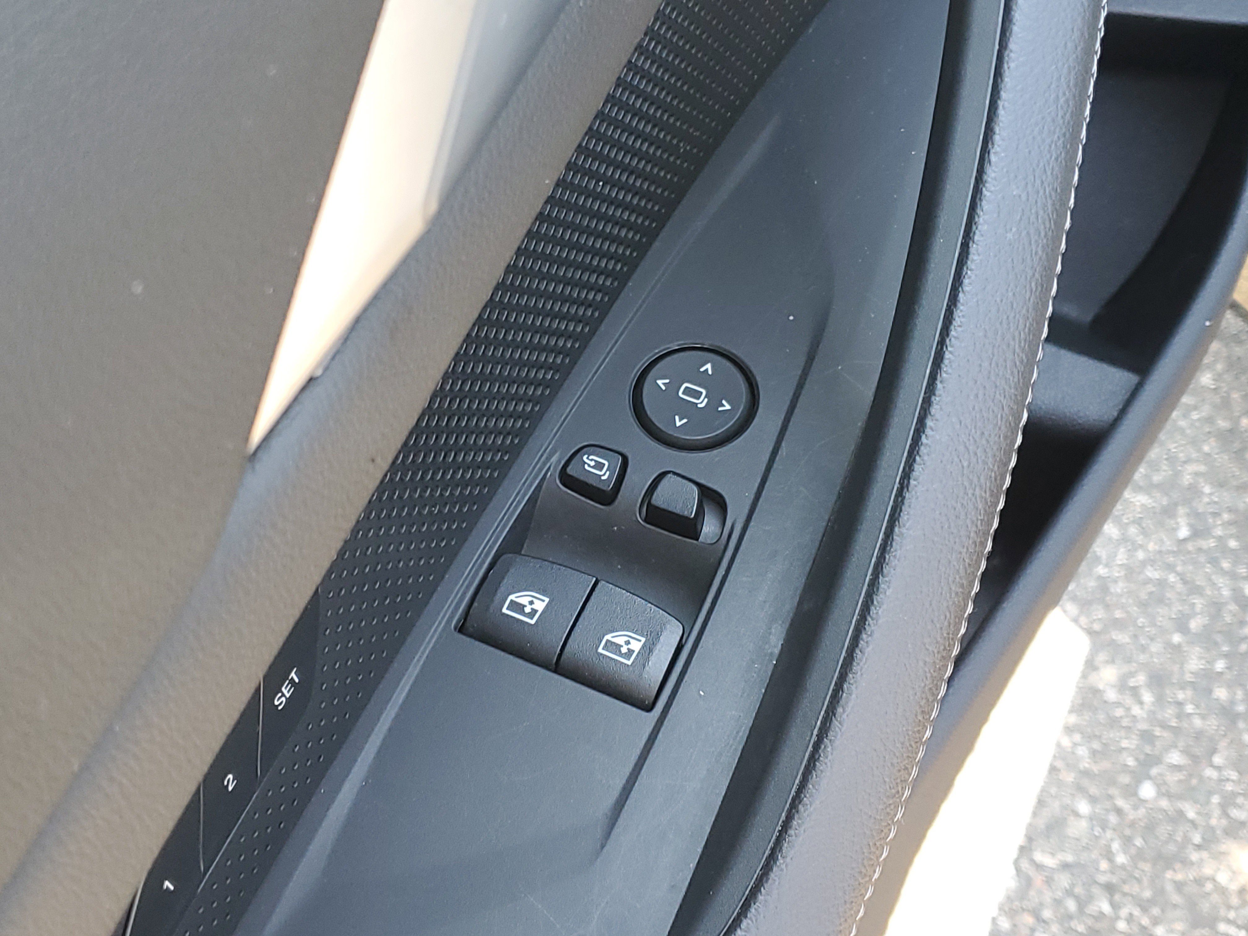 Certified 2024 BMW 430i xDrive Coupe w/ Convenience Package image 6