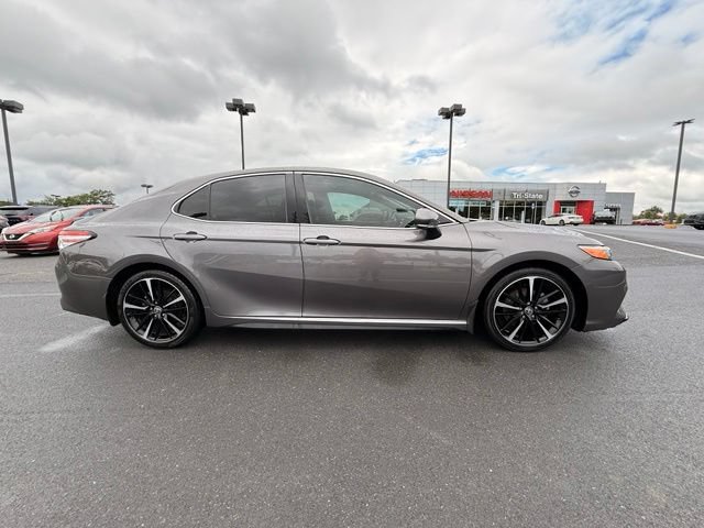 Used 2020 Toyota Camry XSE FWD image 4